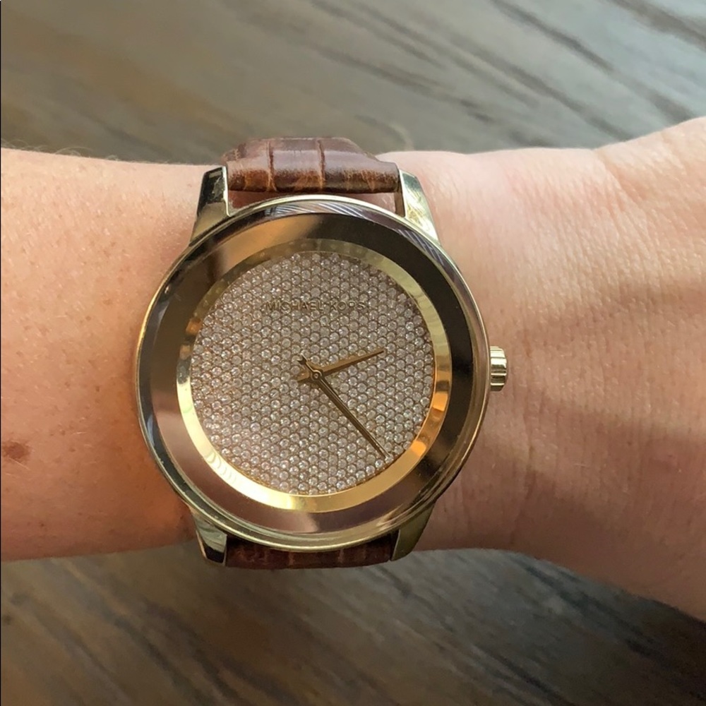 Michael Kors MK-2455 Kinley Brown Leather & Gold